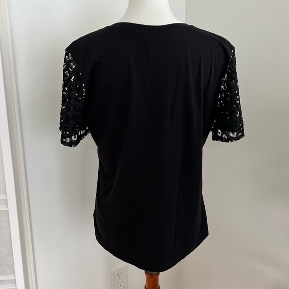 Crew Neck Black Tee with Detail Sleeves - Picture 3 of 4